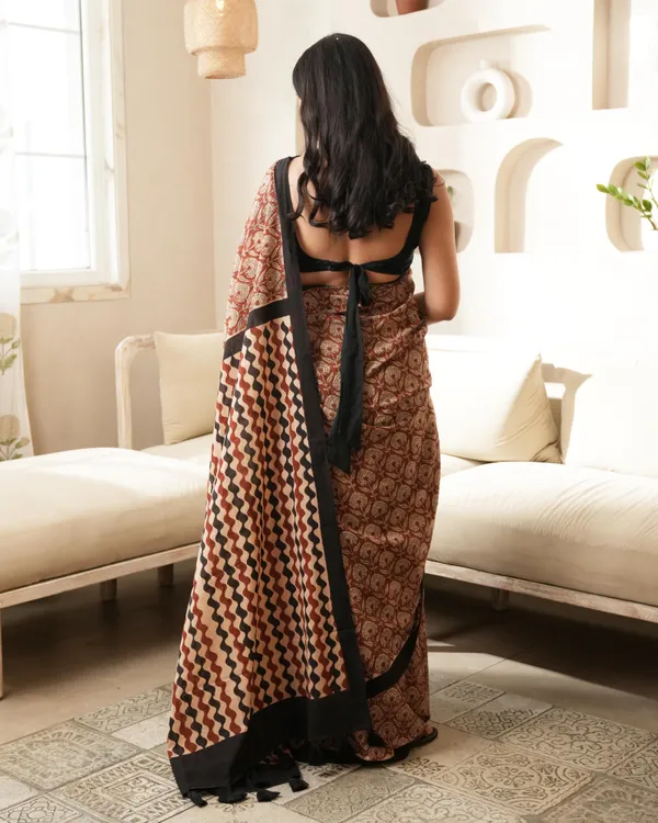 Red_Cotton_Floral_Print_Mulmul_Saree_For_Women